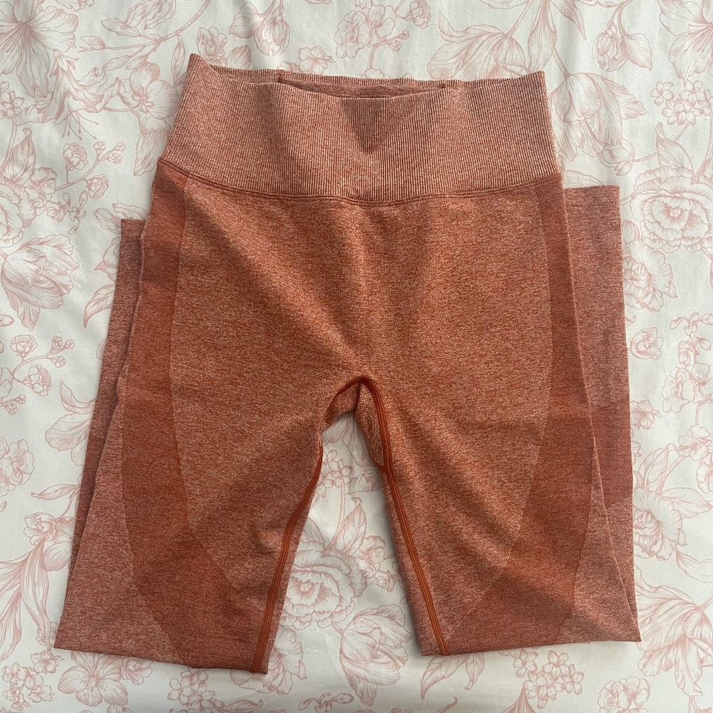 Victoria's secret PINK orange seamless medium leggings